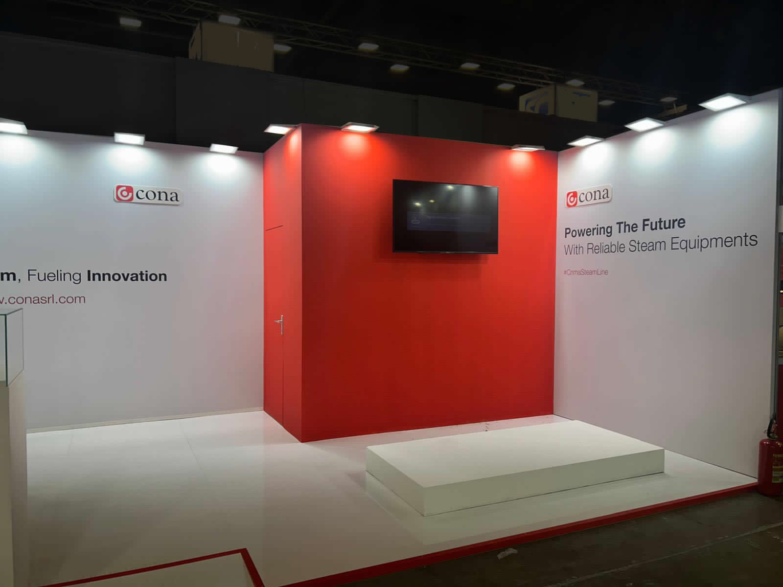 Stand Cona — SIMAC 2025 — foto 2
